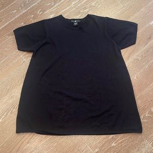 Maternity sweater. Black, short-sleeved. Never worn.